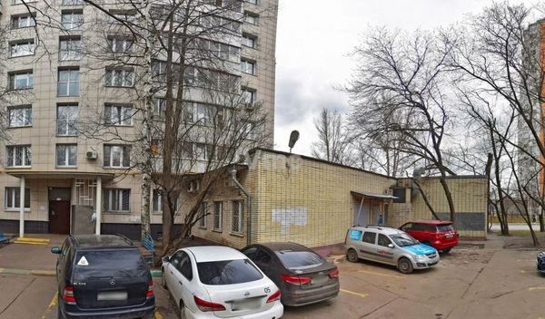 Снять  помещение свободного назначения