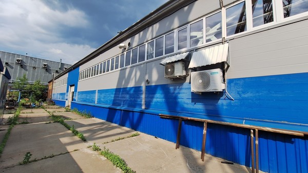 Снять  помещение свободного назначения
