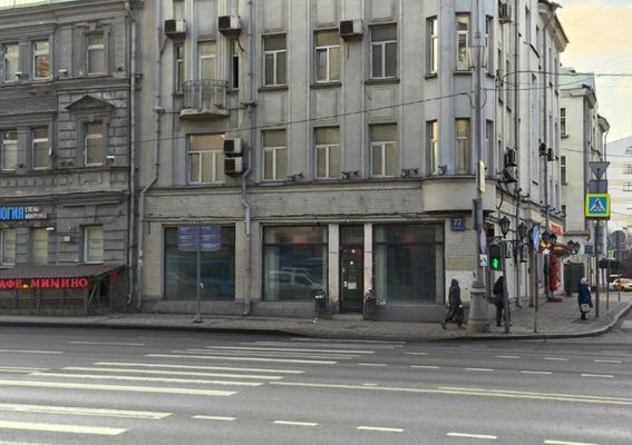 Снять  торговое помещение