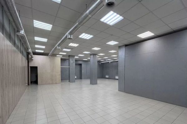 Купить  помещение свободного назначения