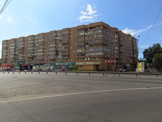 Снять  торговое помещение