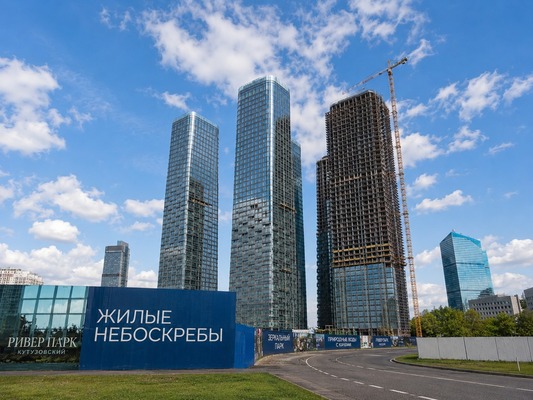 Купить --комнатную квартиру