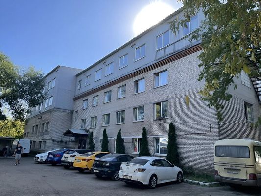Снять  помещение свободного назначения